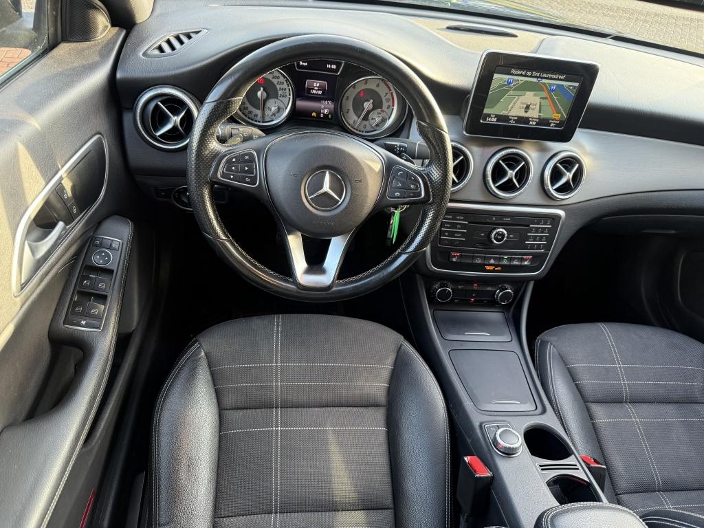 Mercedes-Benz CLA-Klasse Shooting Brake 200 Orangeart EDITIO, CLA, 730 kg, Gebruikt, Euro 6