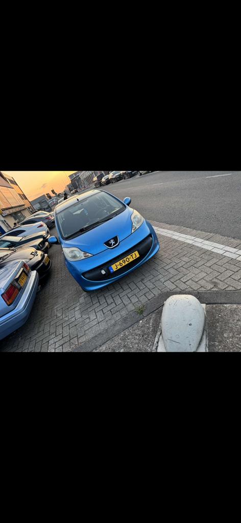Peugeot 107 1.0 12V 5DR 2006 Blauw, Voorwielaandrijving, 68 pk, Handgeschakeld, Particulier