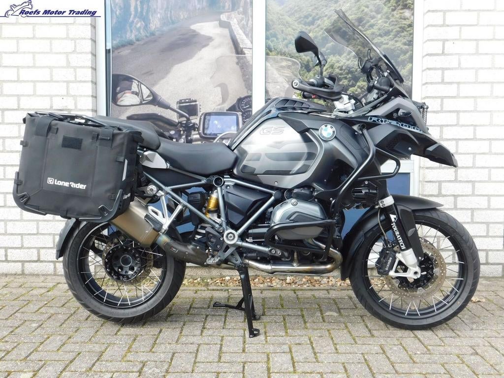 BMW R 1200 GS ADVENTURE TRIPLE BLACK, Akrapovic demper, 2 cilinders, Motorrijbewijs A, Bedrijf, Meer dan 35 kW