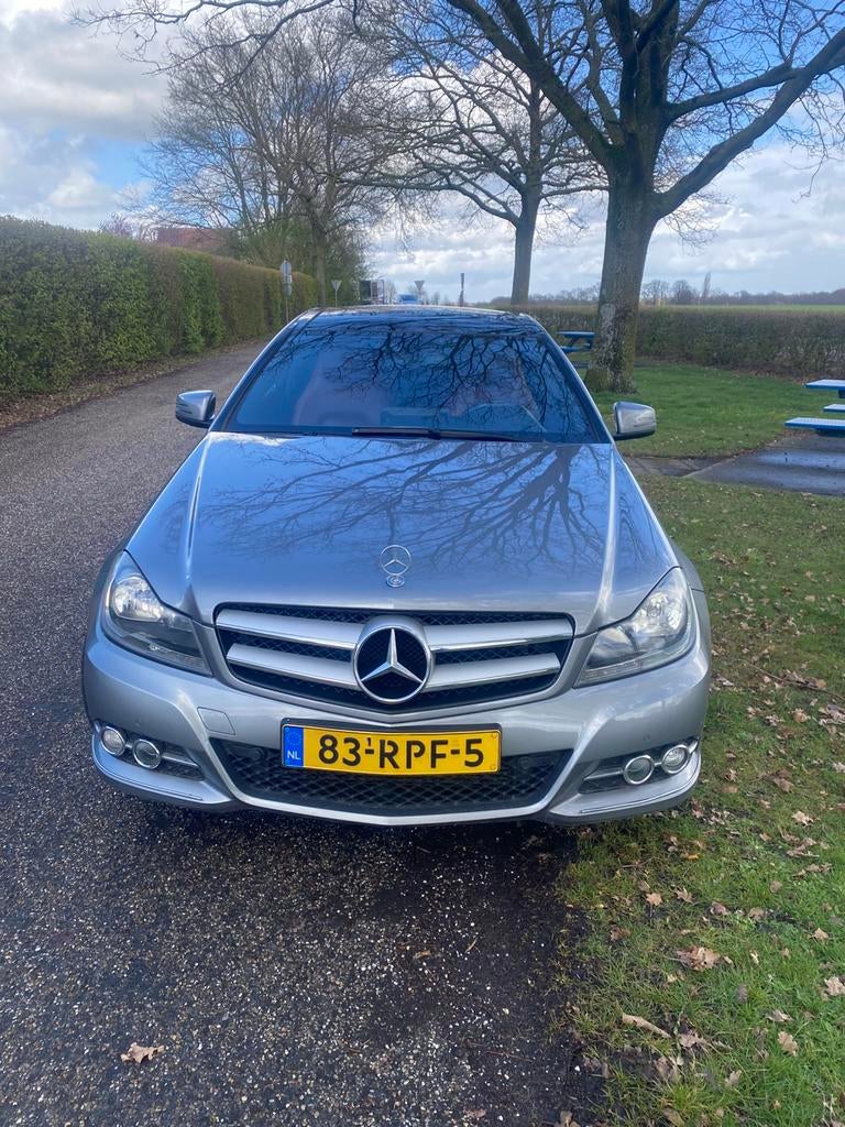 Mercedes benz-C klasse - 1,8 ltr - Grijs metallic coupé, Auto's, Particulier, C-Klasse, Te koop, Benzine