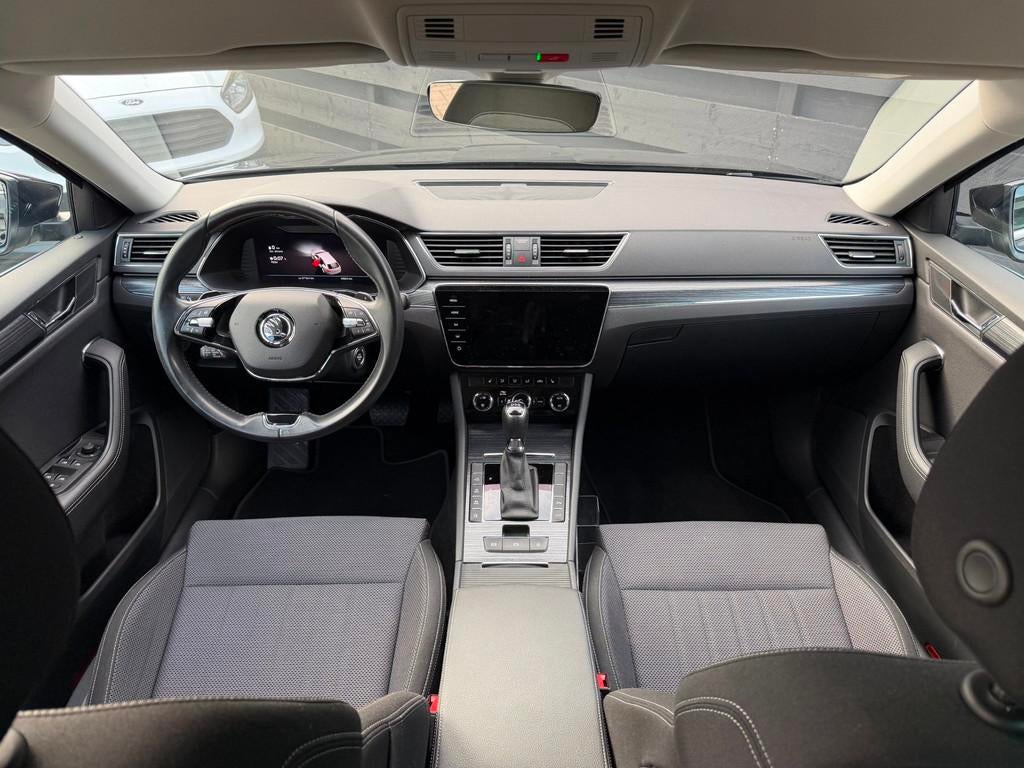 Skoda Superb Combi 1.4 TSI iV ACC I Lane-assist I Carplay I, Stof, Gebruikt, Zwart, 4 cilinders