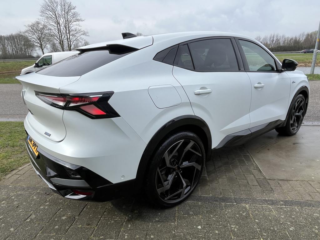 Renault Rafale 1.2 E-Tech 4x4 plug-in hybrid 300 atelier Alp, Automaat, Gebruikt, 1199 cc, Overige brandstoffen