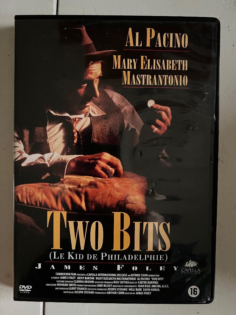 Two Bits, Vanaf 16 jaar, Ophalen of Verzenden, Gebruikt