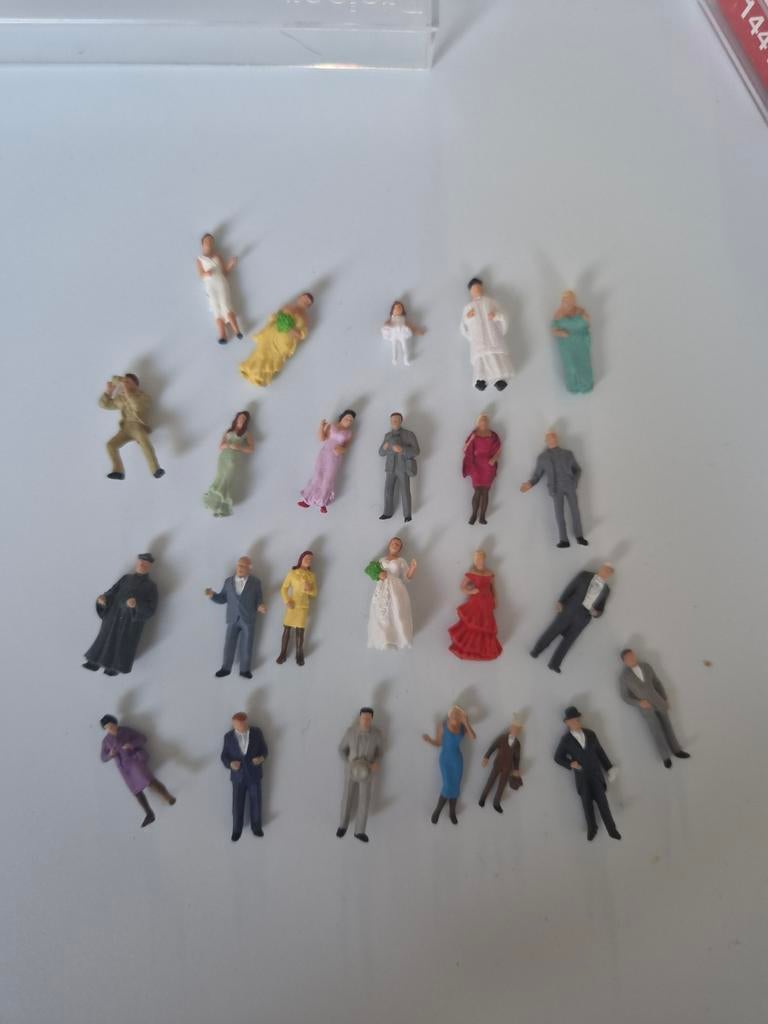 Preiser poppetjes modelbouw diorama figuren bruiloft gasten, Ophalen of Verzenden, 1:50 of kleiner