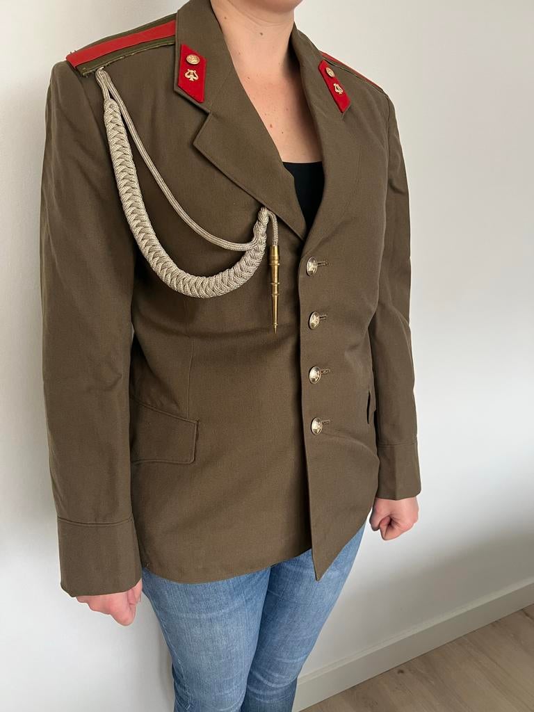 Compleet Russisch Gala Uniform - Jas, Broek, Pet, Koppel, Verzamelen, Militaria | Algemeen, Ophalen of Verzenden, Landmacht, Overige gebieden