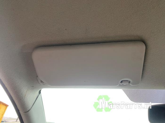 Zonneklep van een Suzuki Alto, Auto-onderdelen, Interieur en Bekleding, Gebruikt, -, -, Ophalen of Verzenden