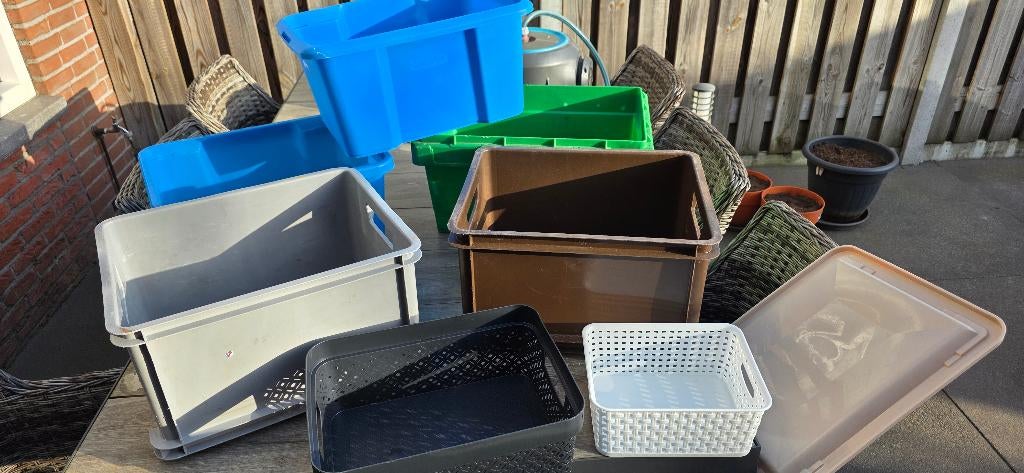 Plastic bakken allerlei samen in 1 koop, Ophalen, Gebruikt