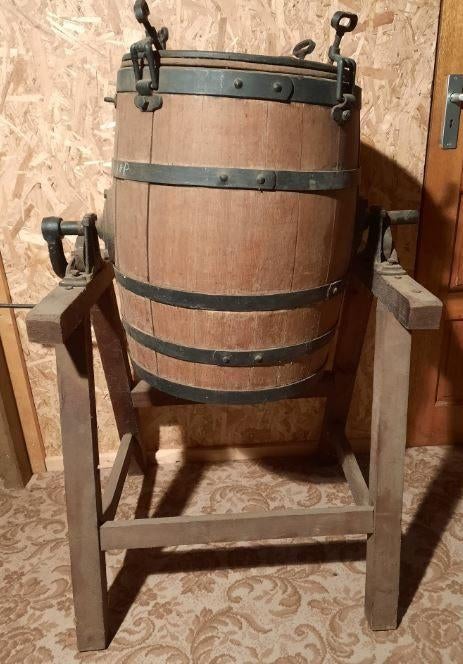 mooie karnton karnvat met onderstel boterton, Ophalen