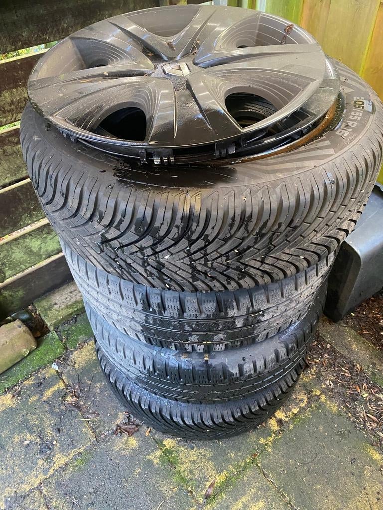 All season banden Renault Clio 205/55 R16, Gebruikt, 16 inch, All Season, Band(en)