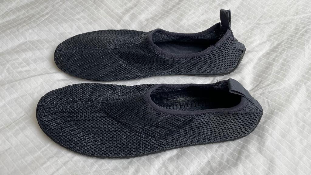 waterschoenen grijs maat 44-45 NIEUW, Ophalen of Verzenden, Nieuw, Dame of Heer, Zeil- of Surfschoenen