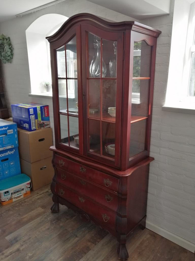 Mooie antieke kersenhouten vitrine kast in Queen Ann stijl., Ophalen, Zo goed als nieuw, 25 tot 50 cm, 150 tot 200 cm