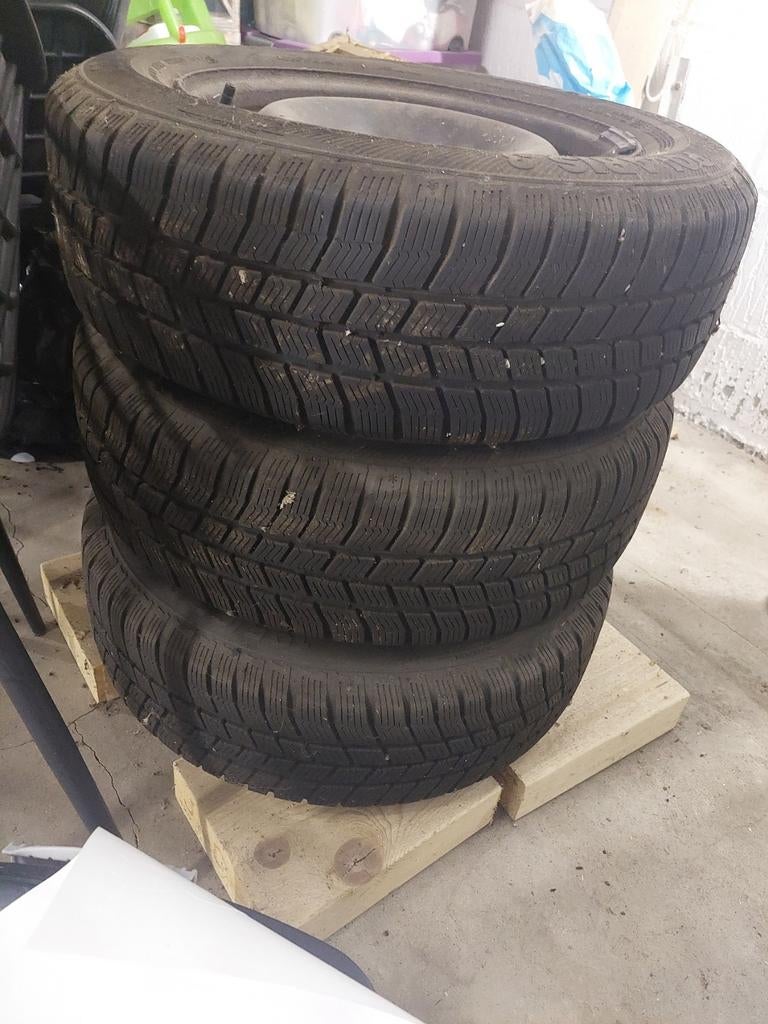 Winterbanden 195/56 R15, Ophalen