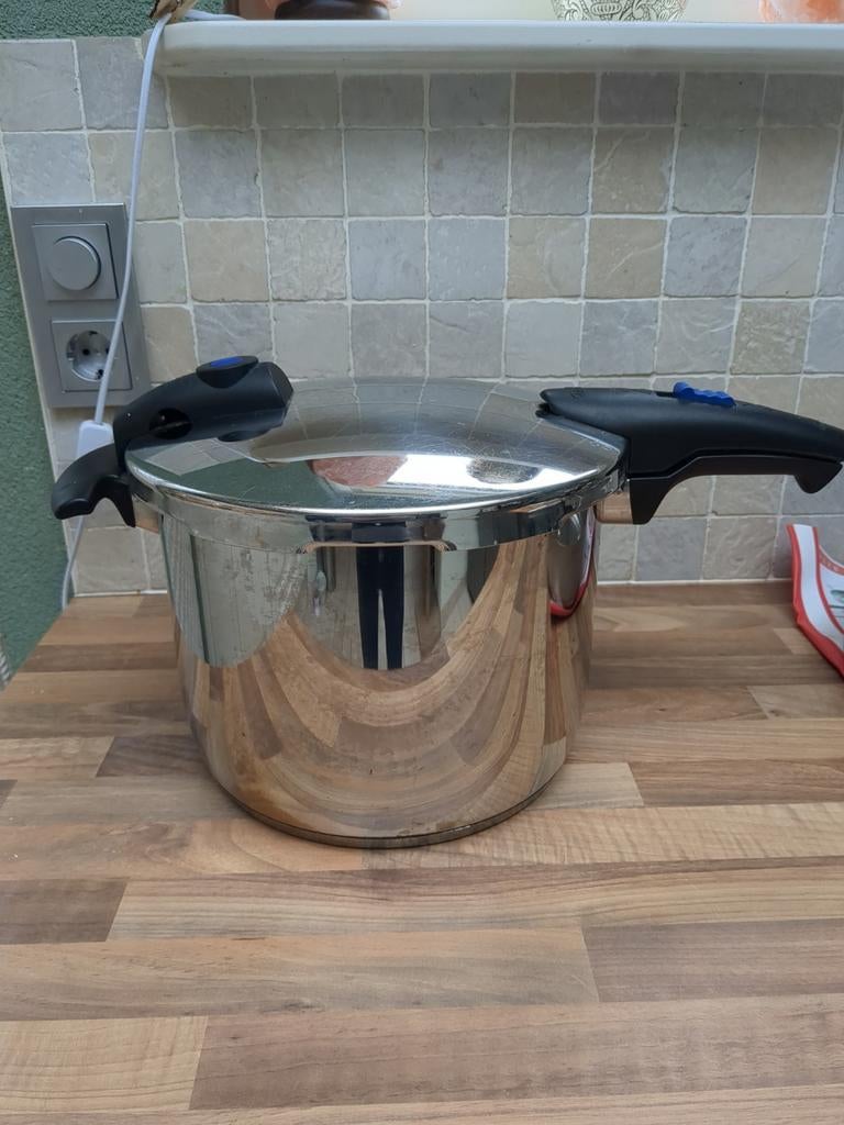 Roestvrijstalen snelkookpan 10 liter, Ophalen of Verzenden, Gebruikt
