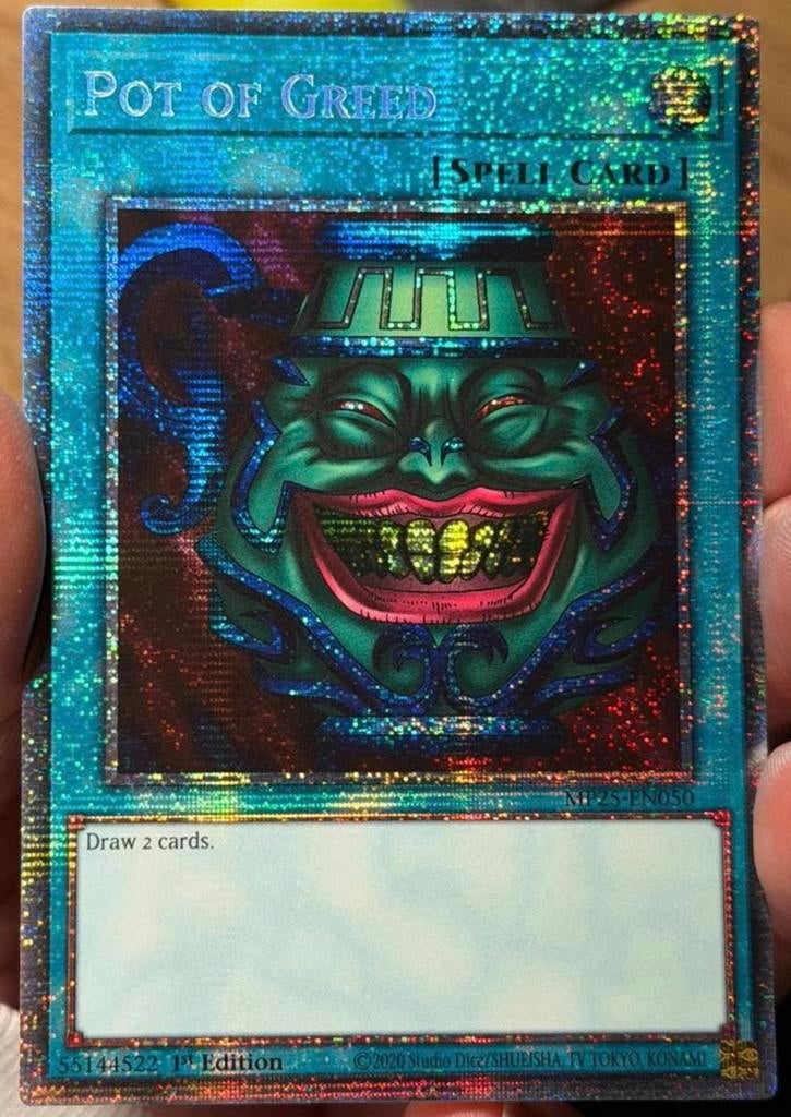 Yu-Gi-Oh! Pot of Greed MP25 1st Edition Starlight Rare !, Ophalen of Verzenden, Zo goed als nieuw, Meerdere kaarten, Foil