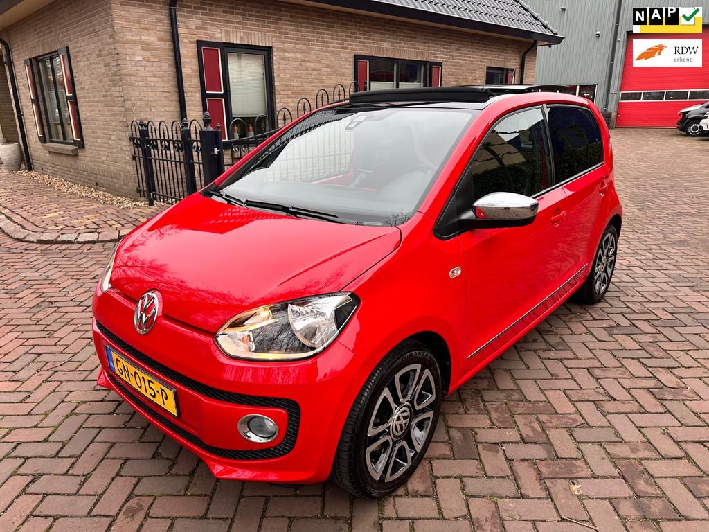 Volkswagen Up! 1.0 high up! Pano/Navi, Voorwielaandrijving, Euro 5, Stof, Gebruikt