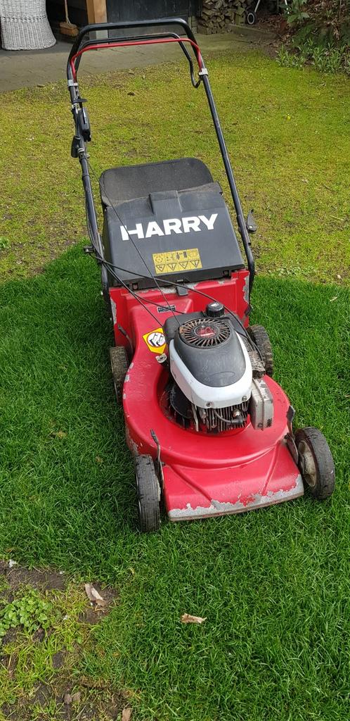 Benzinemaaier Harry met opvangbak en wielaandrijving, Ophalen, Gebruikt, Harry, Benzine-grasmaaier