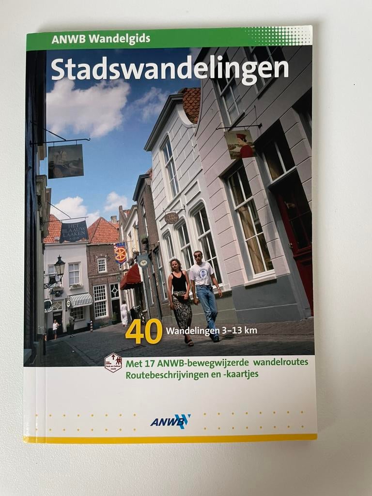 wandelgids Stadswandeling ANWB 40x Nederland 2007, Boeken, Ophalen of Verzenden, Zo goed als nieuw, Benelux, Fiets- of Wandelgids