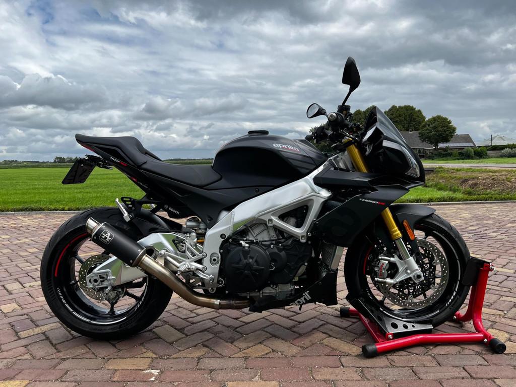 Aprilia Tour Tuono V4 1100 R APRC ABS | MARGE | € 12.999 - foto 2