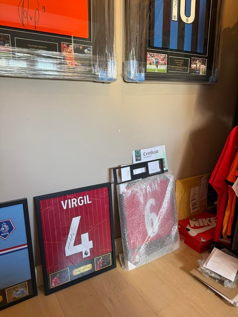 ZELDZAAM Virgil van Dijk gesigneerd shirt 2024/2025, Ophalen, Zo goed als nieuw, Buitenlandse clubs, Shirt