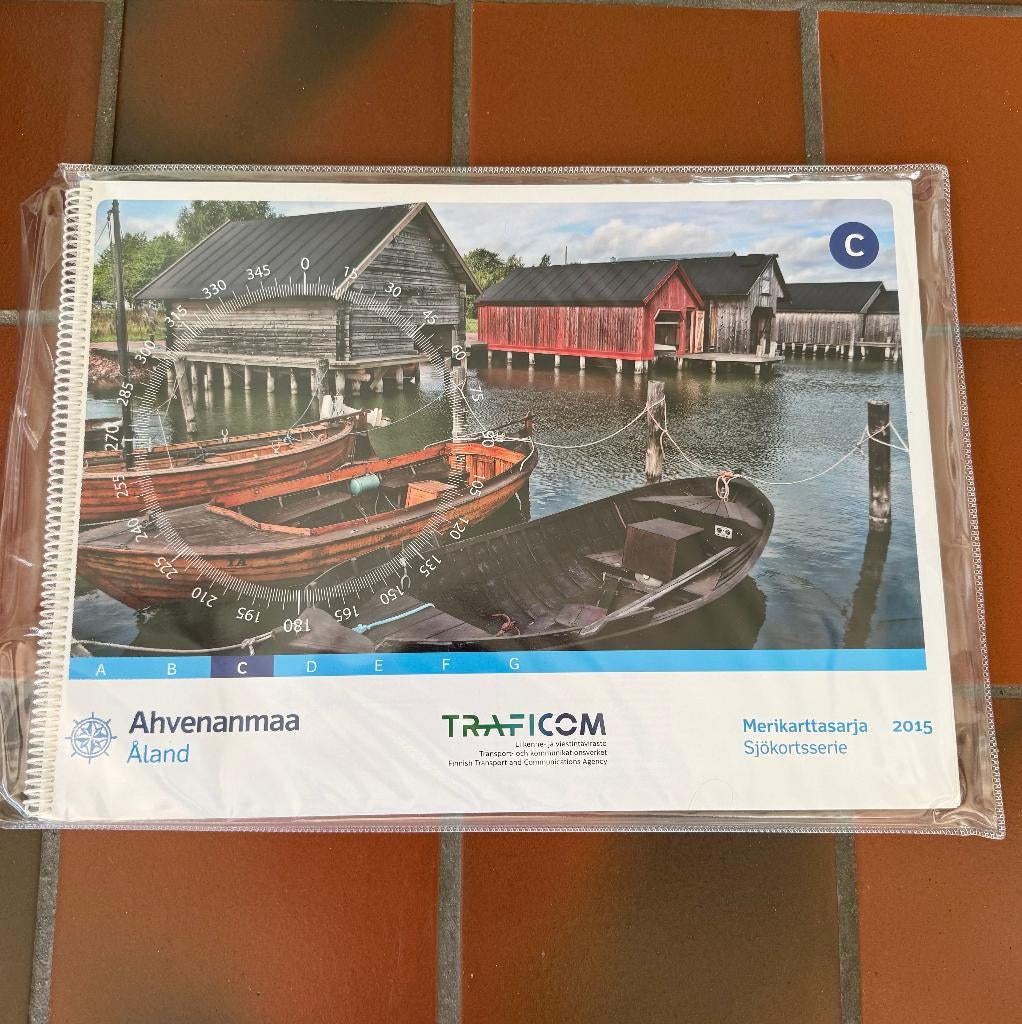 Zeekaarten Finland en  vaarwijzer Oostzee, Ophalen of Verzenden, Zo goed als nieuw, Overige typen