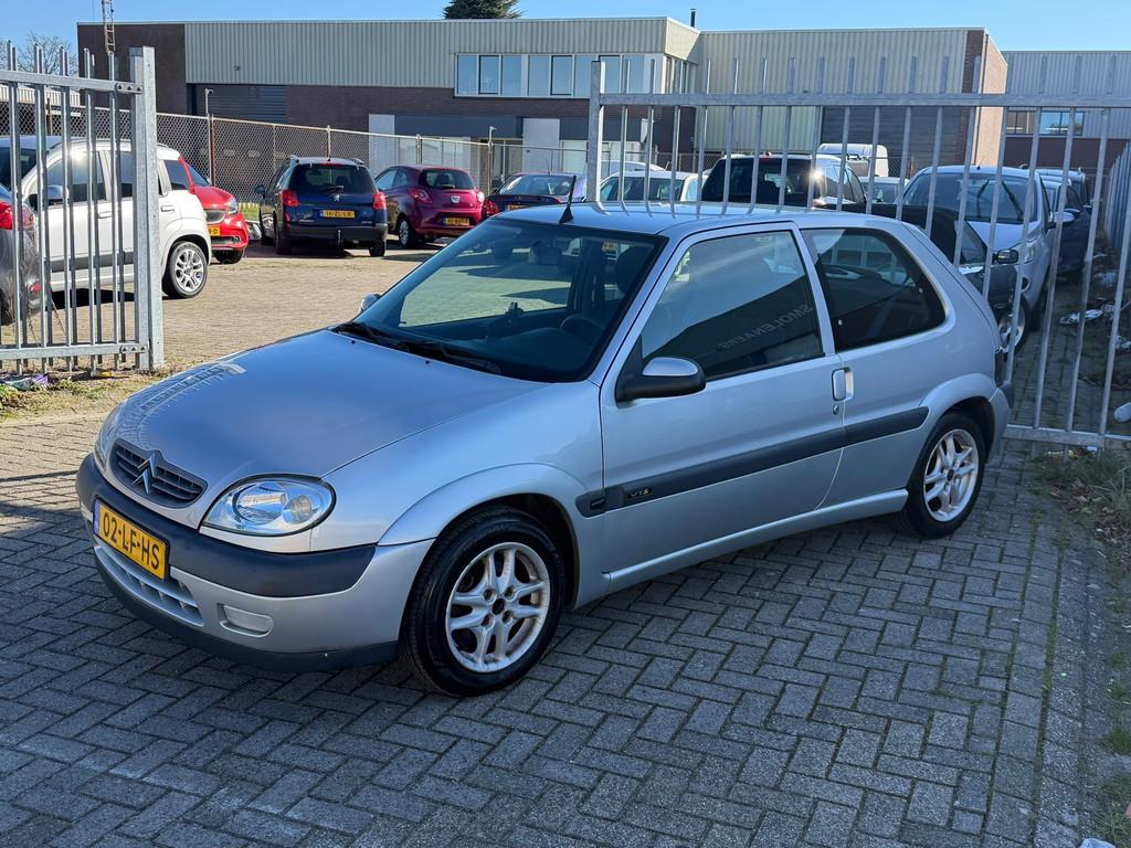 Citroen Saxo 1.4i VTS Furio! Stuurbekrachtiging l Elek pakke, Auto's, Citroën, Zwart, 4 cilinders, Saxo, Origineel Nederlands