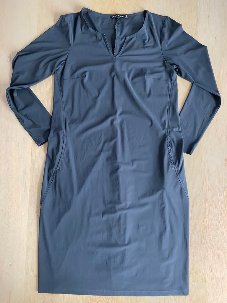 Studio Anneloes travelstof jurk, maat M antraciet grijs, Maat 38/40 (M), Studio Anneloes, Ophalen of Verzenden, Grijs