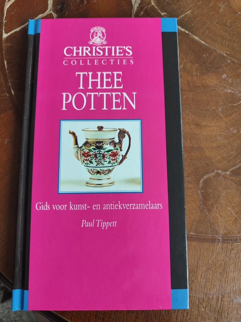 P. Tippett - Theepotten kunst voor en antiekverzamelaars, Ophalen of Verzenden, Zo goed als nieuw, P. Tippett