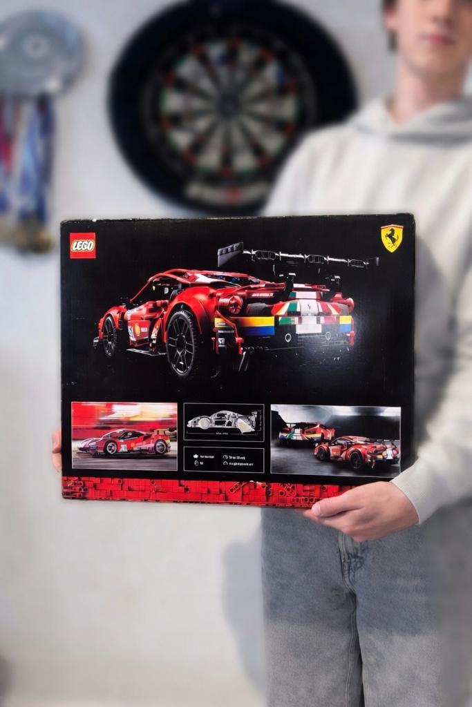 LEGO Technic Ferrari 488 GTE AF Corse #51 - Nieuwstaat, Ophalen of Verzenden, Zo goed als nieuw, Complete set, Lego