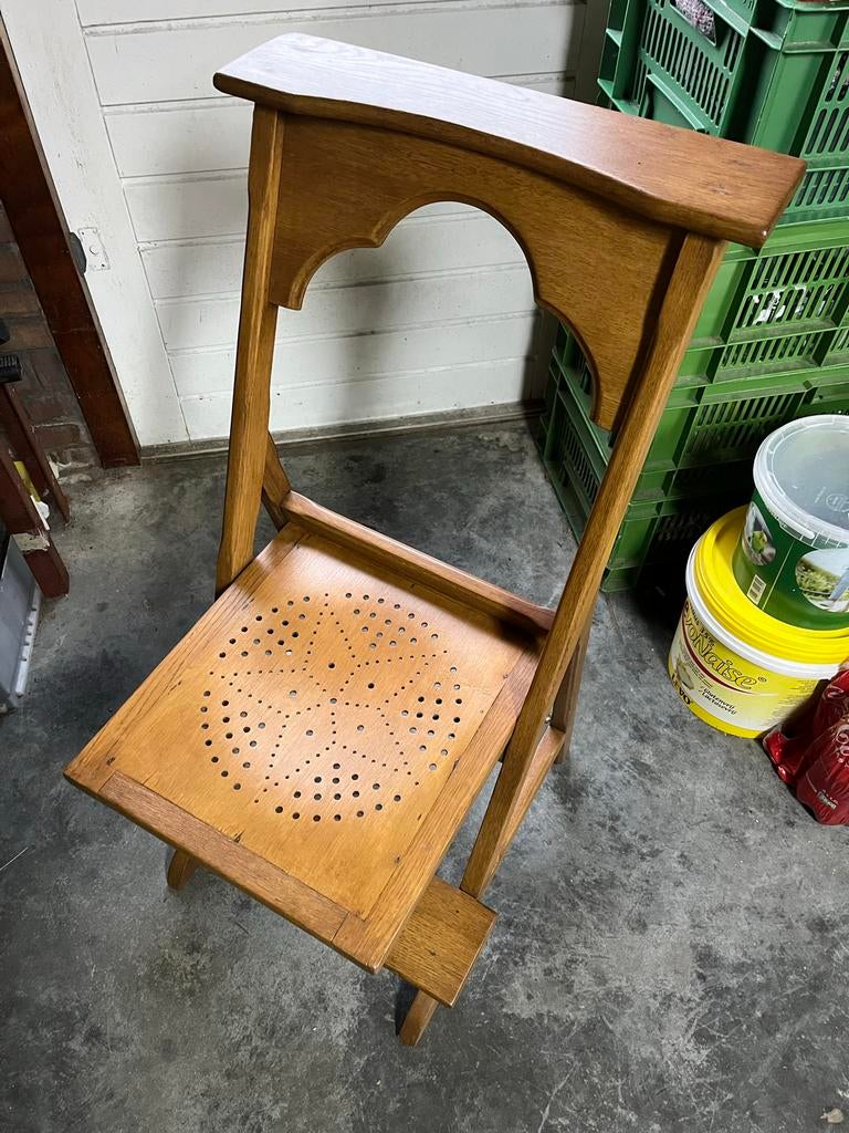 Authentieke houten bidstoel - Mooi en uniek item, Antiek en Kunst, Antiek | Religie, Ophalen