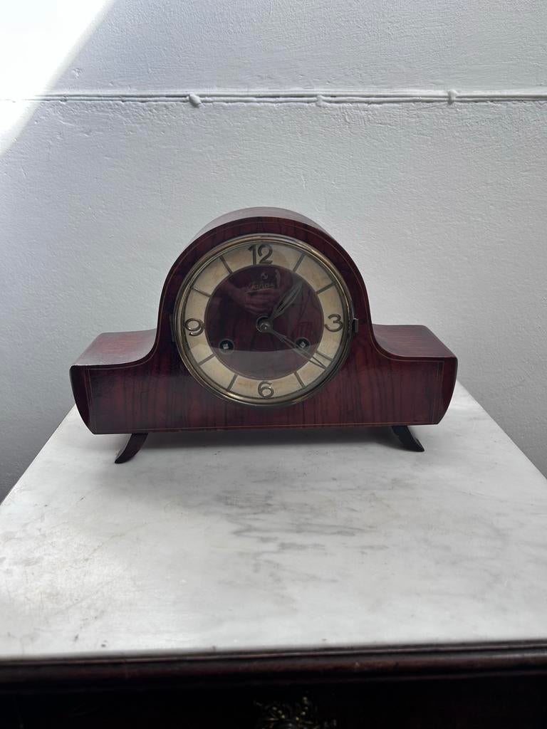 Houten tafelklok met slinger, Antiek en Kunst, Antiek | Klokken, Ophalen of Verzenden