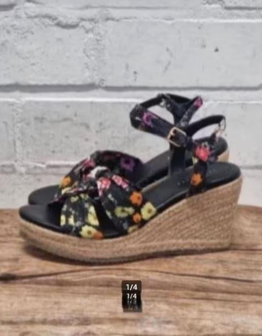 Ted Baker - Mooie floral sleehakken maat 37 - Nieuw €165