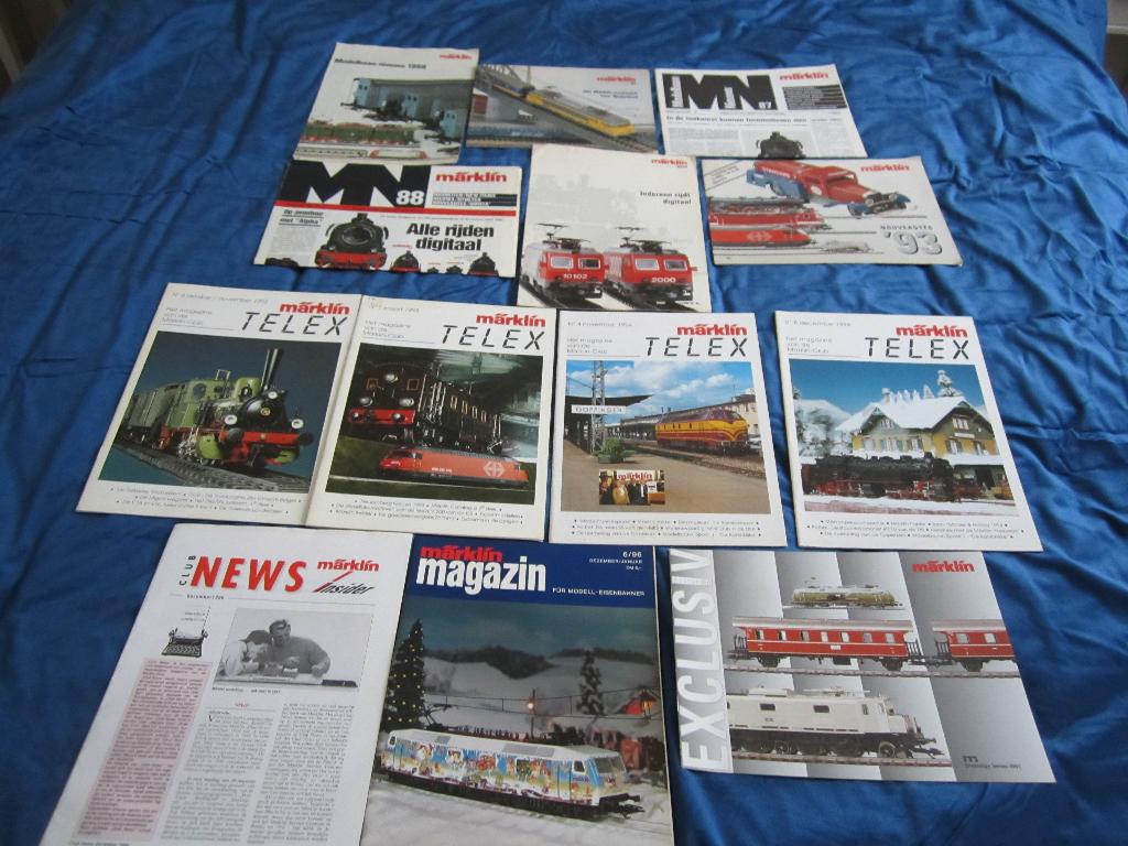 folders Marklin 13 stuks, Wisselstroom, Zo goed als nieuw, Märklin, Boek, Tijdschrift of Catalogus