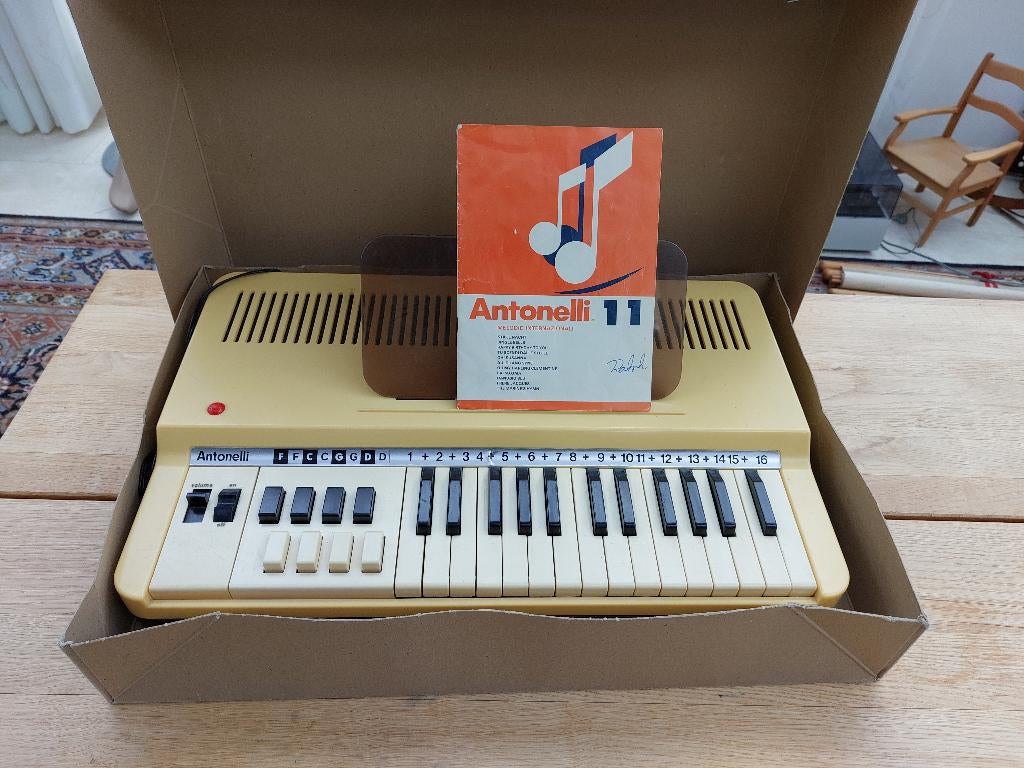 Antonelli reed orgel. Vintage jaren 70, Muziek en Instrumenten, Orgels, Ophalen, Gebruikt, 1 klavier, Orgel