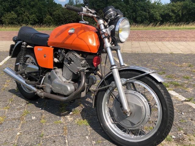 Laverda 750 SF, 750 cc, 2 cilinders, Motorrijbewijs A, Meer dan 35 kW