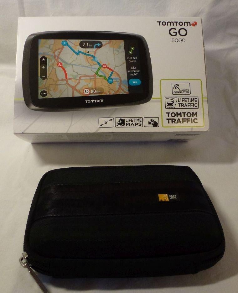TOMTOM Go 5000 met travel case., Ophalen of Verzenden, Zo goed als nieuw