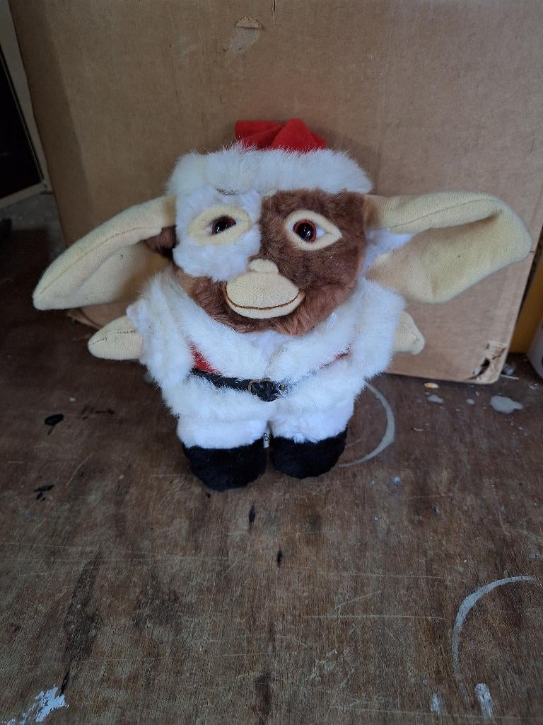 Vintage Gremlins Gizmo knuffel Kerstman uit 1998, Ophalen of Verzenden, Zo goed als nieuw, Actiefiguur of Pop