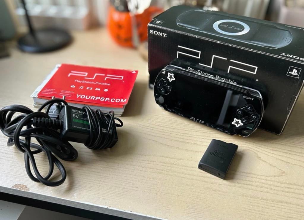 Sony playstation portable, Ophalen of Verzenden, Zo goed als nieuw