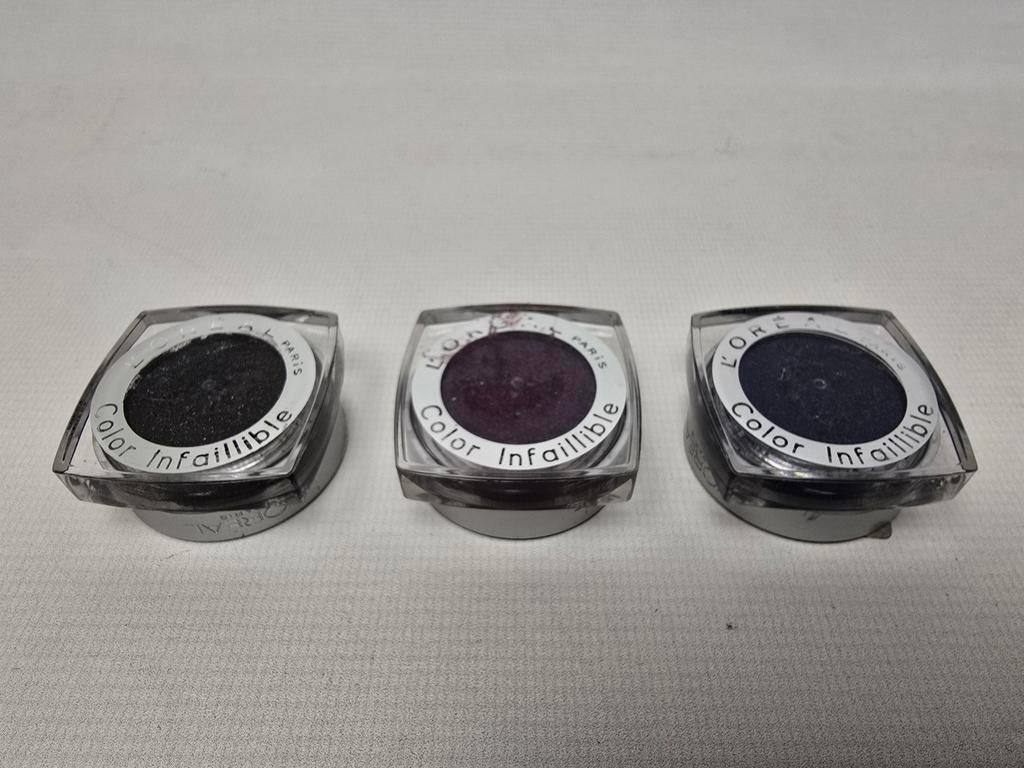% L'Oréal Color Infaillible Oogschaduw Set, Gebruikt, Ogen, Zwart, Ophalen of Verzenden