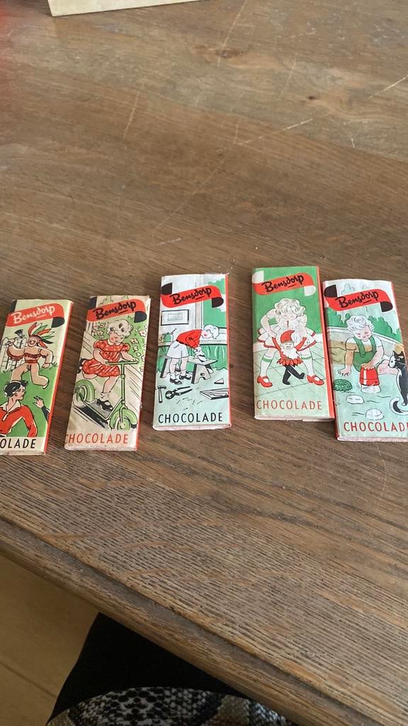 Bensdorp kinder chocolade reepjes met liedje Oud!, Verzamelen, Ophalen of Verzenden, Gebruikt, Verpakking