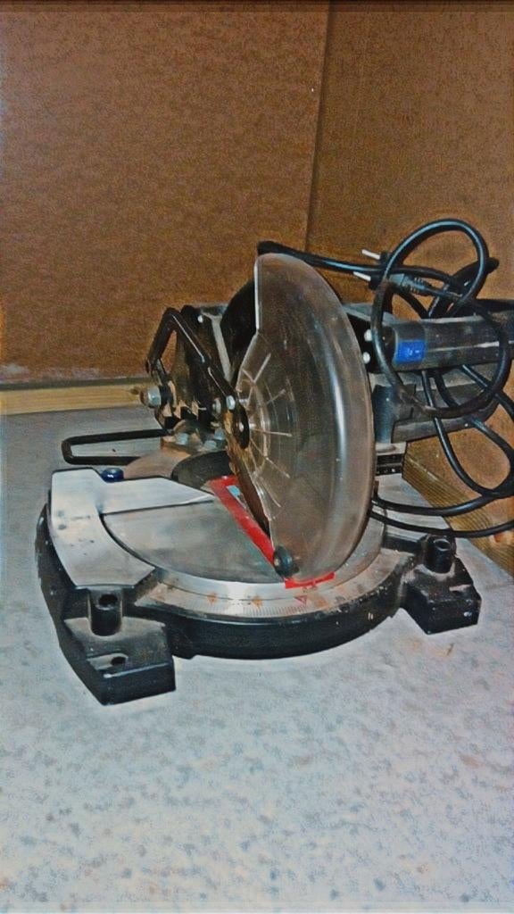 Krachtige FERM zaagmachine, Ophalen, Metaal of Aluminium