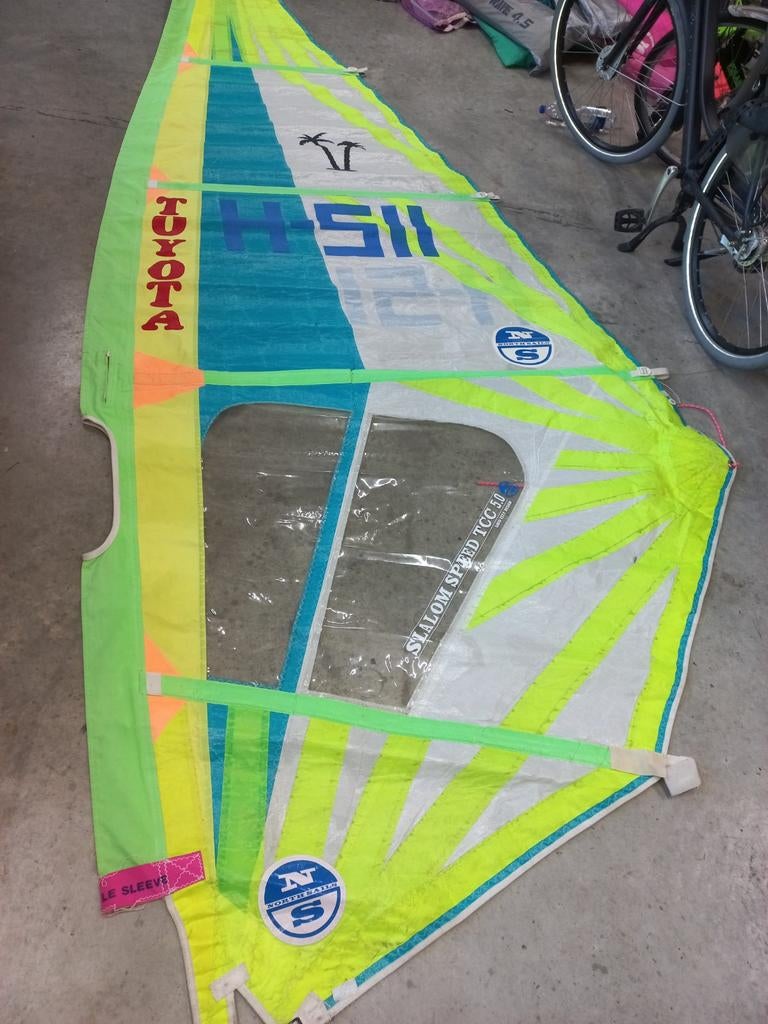 Oldschool, North Sails Ezzy Wave, Slalom, Watersport en Boten, Windsurfen, Ophalen, Zo goed als nieuw, Zeil, Minder dan 5 m²