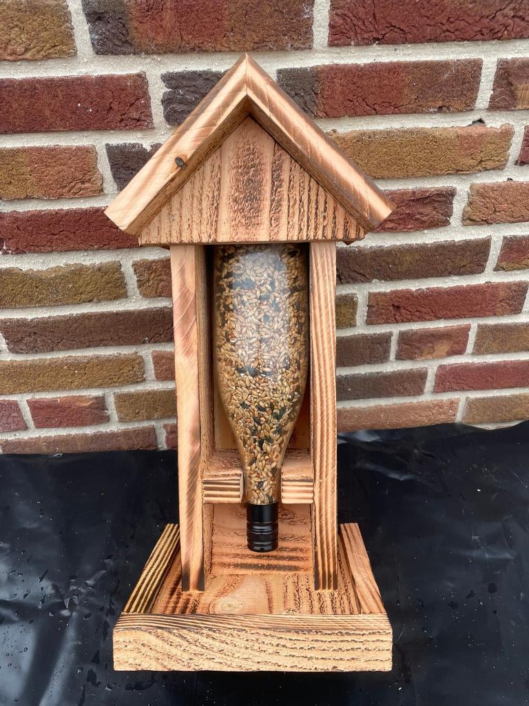 Tjilpwijn voederhuis handgemaakt incl. voederfles, Ophalen of Verzenden, Nieuw