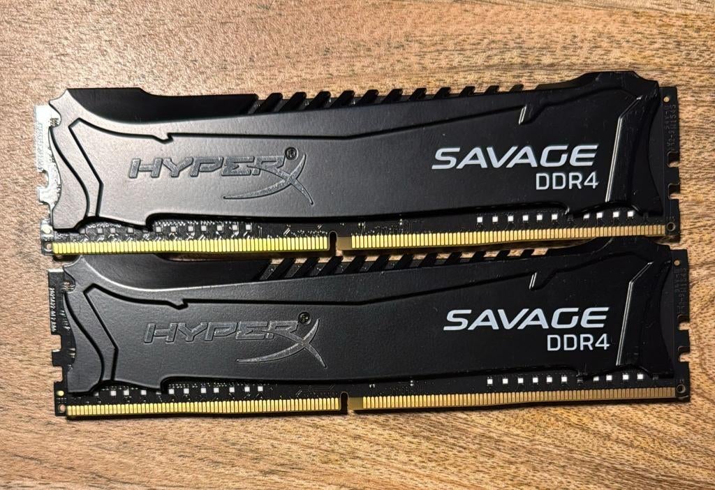 DDR4 8gb (2x4gb) ram HyperX Savage Black, Computers en Software, RAM geheugen, DDR4, 8 GB, Ophalen of Verzenden, Zo goed als nieuw