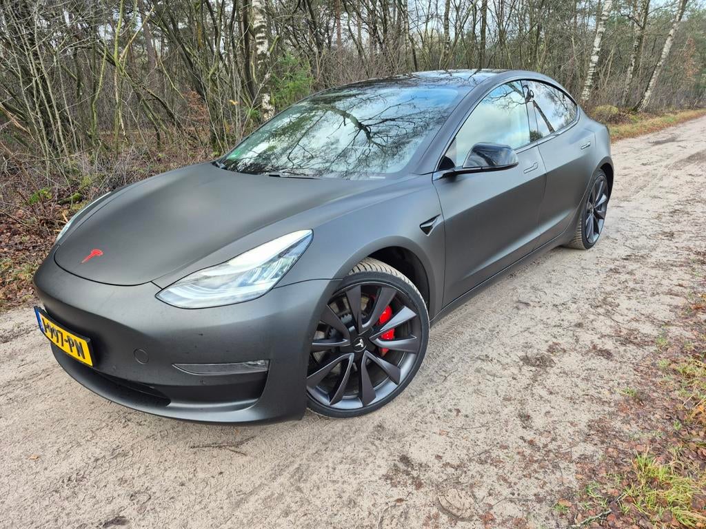 Tesla Model 3 Performance 2020 Zwart, + trekhaak, excl. BTW, Auto's, Tesla, Automaat, 1831 kg, Zwart, Origineel Nederlands