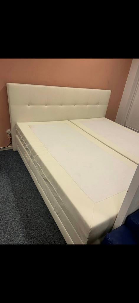 Goed bed, Ophalen of Verzenden