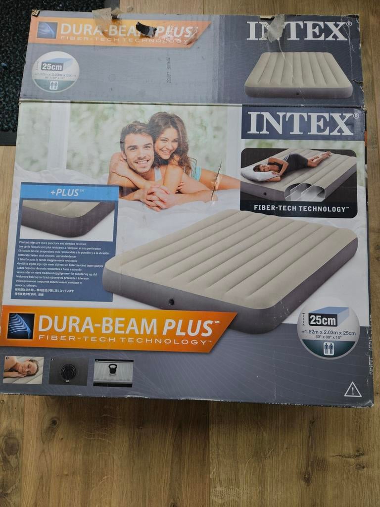 Intex luchtbed - 2-persoons - bijna nieuw!, Ophalen of Verzenden, Zo goed als nieuw, 2-persoons