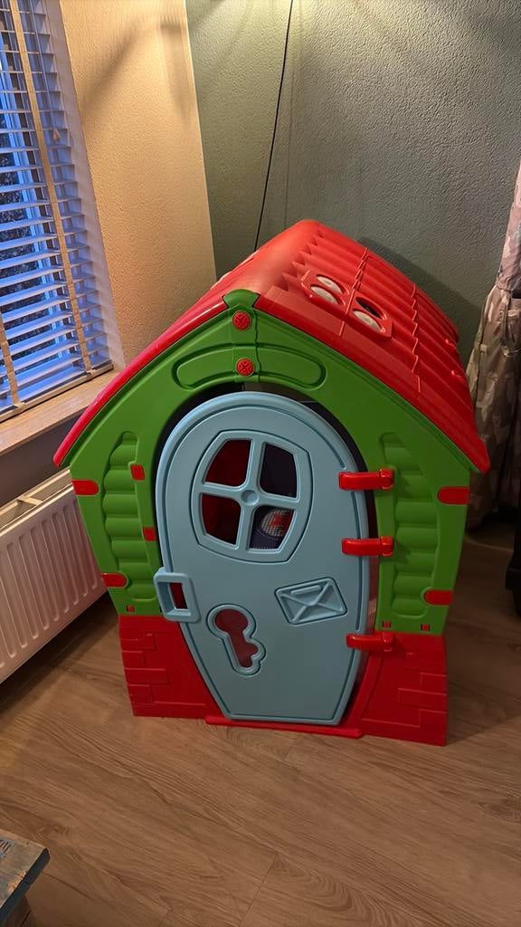 Speel huisje indoor., Ophalen, Zo goed als nieuw, Hout