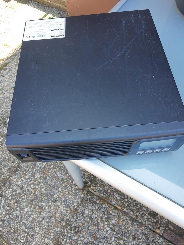 3000W puur sinus omvormer en acculader, Ophalen of Verzenden, Zo goed als nieuw