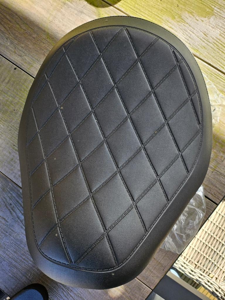 Zadel Honda Rebel 1100, Motoren, Ophalen, Gebruikt