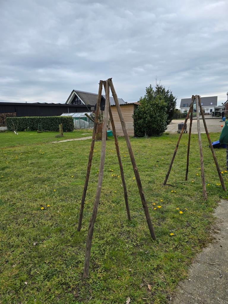 Te koop 3 hooiruiters, Ophalen, Gebruikt